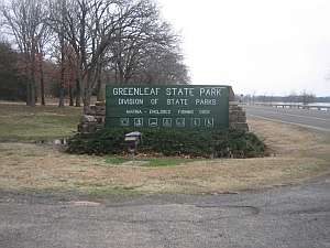 Greenleaf Pic 0139 Entrance sign.